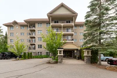4 LEGACY Lane 505, Huntsville, ON P1H 1H4