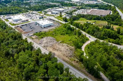 Shay Road, Huntsville, On, P1h 0a2