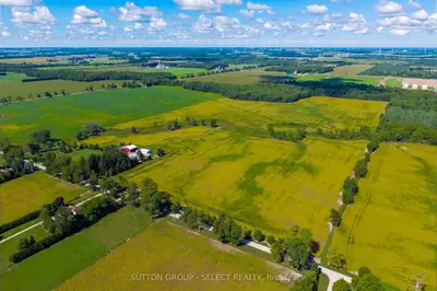 10072 Argyle Street, North Middlesex, On N0m 1a0