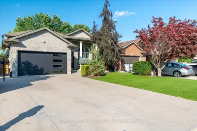 59 Bridle Path, Strathroy-caradoc, On N7g 4k3
