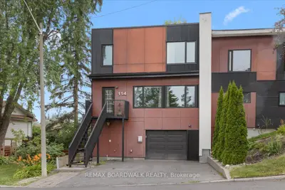 154 DUFORD Street, Vanier and Kingsview Park, ON K1L 6Z7