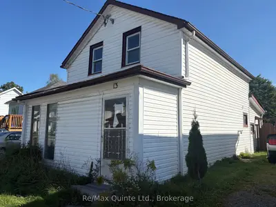 13 BOSWELL Street, Belleville, ON K8P 3K7