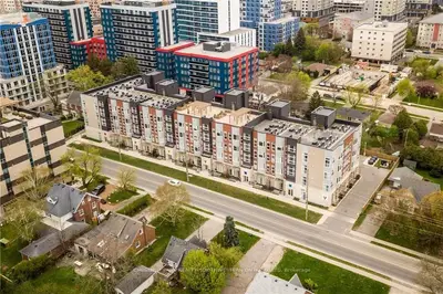 253 Albert Street 216, Waterloo, On N2l 0g3