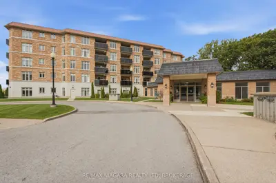 8111 Forest Glen Drive 424, Niagara Falls, On L2h 2y7