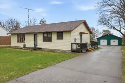 425 Bloomfield Main Street, Prince Edward County, On K0k 1g0