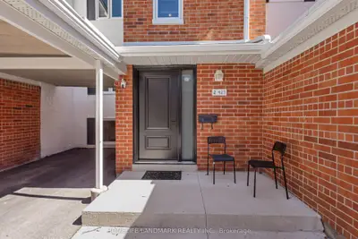 427 Keats Way 2, Waterloo, On N2l 5s7