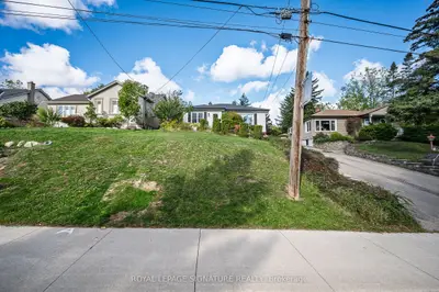 43 Lake Avenue N, Hamilton, On L8e 1l2