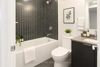 1 Jarvis Street 1101, Hamilton, On L8r 0a8