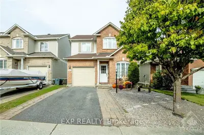 40 ALAMEDA Way, Barrhaven, ON K2J 5B3