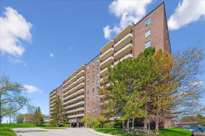 1100 Courtland Avenue E 302, Kitchener, On N2c 2h9