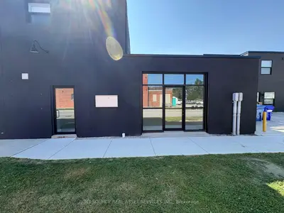 2 Talbot Street S Unit 4, Essex, On N8m 1a7