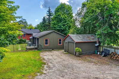 160 Isaac Street, Gravenhurst, On P1p 1g2