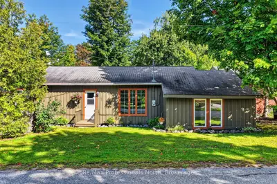 160 Isaac Street, Gravenhurst, On P1p 1g2