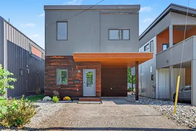 53 Arthur Street, Perth, On K7h 1n4