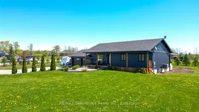 116 Patterson Parkway, Georgian Bluffs, On N0h 2t0