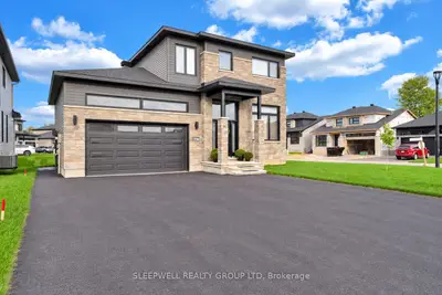447 Annette Drive B, Russell, On K0a 1w0