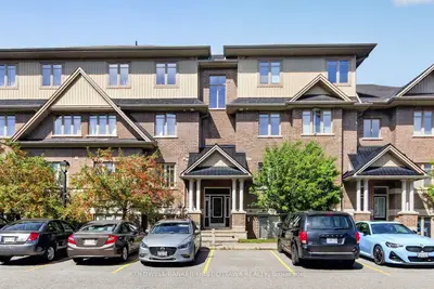 55 Tayside Private B, Barrhaven, On K2j 2t3