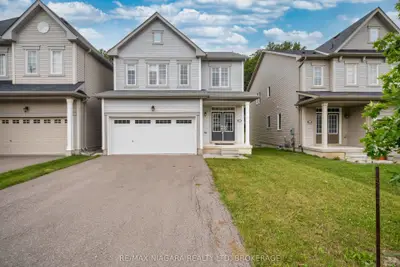 8707 Chickory Trail, Niagara Falls, On L2h 3s4