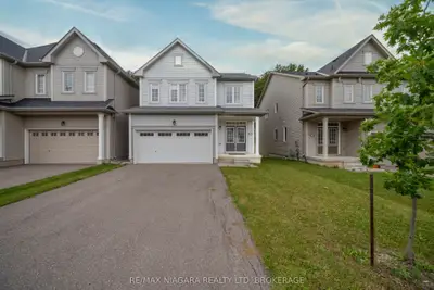 8707 Chickory Trail, Niagara Falls, On L2h 3s4