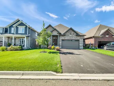 39 Carriage Crossing, Mapleton, On N0g 1p0