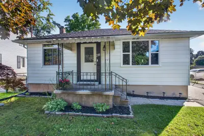 218 VANCOUVER Street, London East, ON N5W 4R8