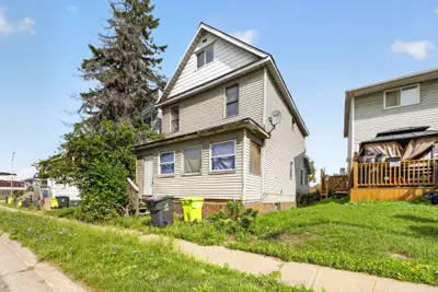 678 Albert Street W, Sault Ste Marie, On P6a 1c6