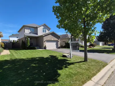 9 Barrett Crescent, St. Thomas, On N5r 6m1