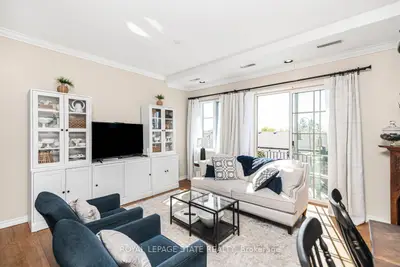 262 Dundas Street E 311, Hamilton, On L9b 1a9