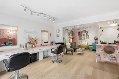 1500 King Street E, Hamilton, On L8k 1s8