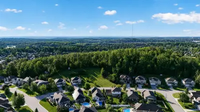 406 Country Lane, Selwyn, On K9l 2a8