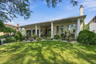 7105 York Drive, Niagara Falls, On L2e 7a1