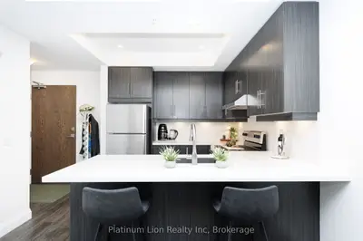 30 Hamilton Street S 201, Hamilton, On L8b 1v8