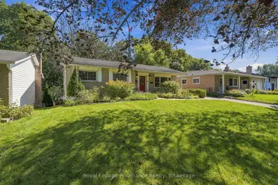 36 Parkview Heights, Quinte West, On K8v 5l7