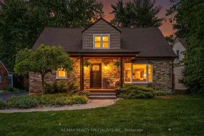 11 Kingsway Boulevard, Grimsby, On L3m 3e4