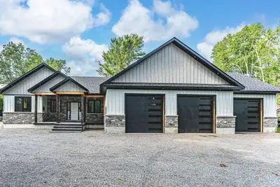 24b Buck Hill Road, Hastings Highlands, On K0l 1c0