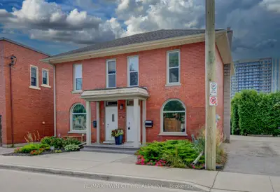 9 Salisbury Avenue, Cambridge, On N1s 1h7