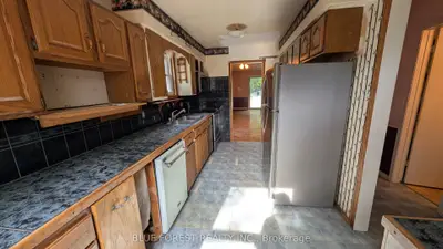 112 Marlborough Avenue, London South, On N5z 3s6