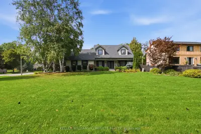 27 John Martin Crescent, Hamilton, On L8b 0z9