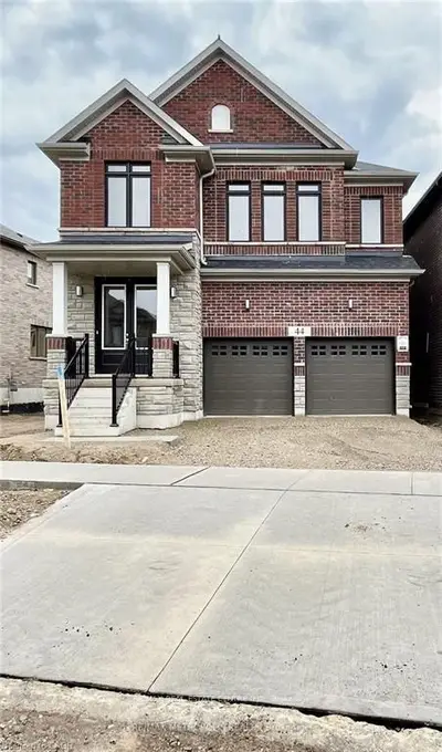 44 Blackburn Street, Cambridge, On N1s 0e1