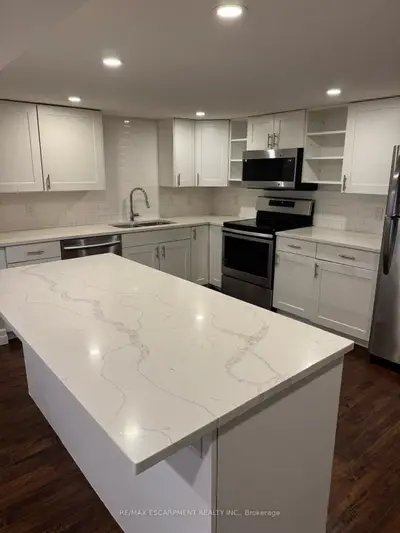 56 Siebert Avenue 2, Kitchener, On N2c 2a7
