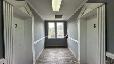 84 Proctor Boulevard, Hamilton, On L8m 2m4