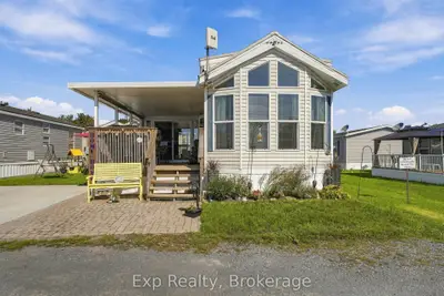 153 County Road 27 Road A15, Prince Edward County, On K0k 1t0