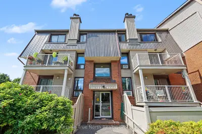 4 SWEETBRIAR Circle 3, Barrhaven, ON K2J 2K4