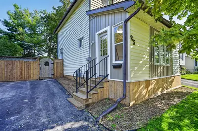 23 Sophia Street, Brockville, On K6v 1v5