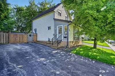 23 Sophia Street, Brockville, On K6v 1v5
