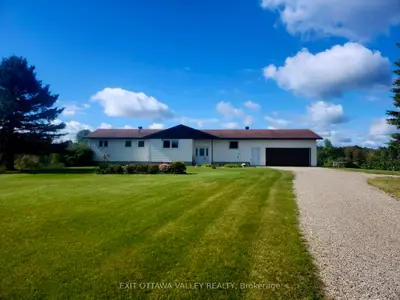 15267 17 Highway, Whitewater Region, On K0j 1y0