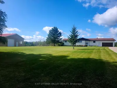 15267 17 Highway, Whitewater Region, On K0j 1y0