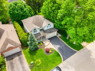 15 Carolinian Lane, Cambridge, On N1s 5b5