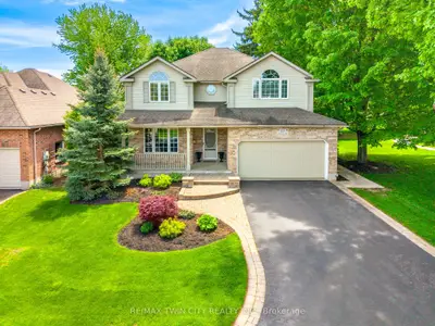 15 Carolinian Lane, Cambridge, On N1s 5b5