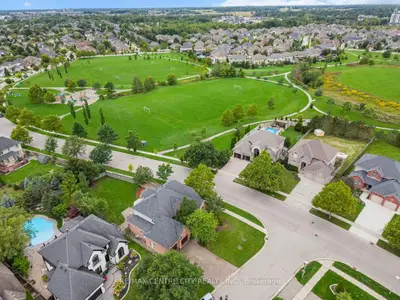 1941 Standfield Road, London North, On N6g 5g1